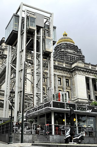 Poelaert elevators