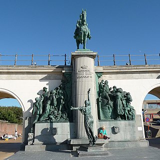 Leopold II statue