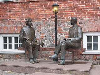 Oscar Wilde/Eduard Vilde Statue