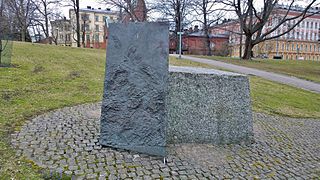 Memorial to Jewish Refugees - Hands Begging for Help