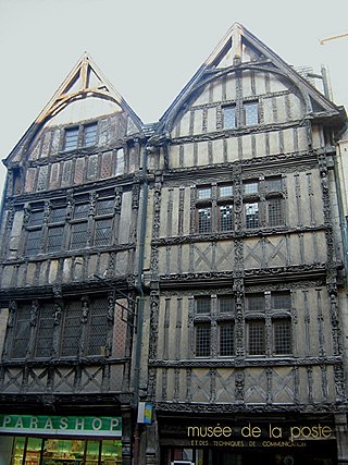 Immeuble, ancien musée de la Poste