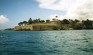 Feu à secteurs du Fort Saint-Louis