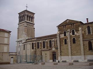 Cathédrale Saint-Apollinaire