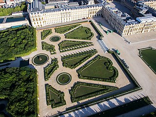 Le Bassin de la Pyramide