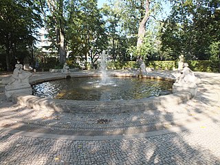 Delphinbrunnen