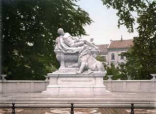 Kriegerdenkmal im Hofgarten