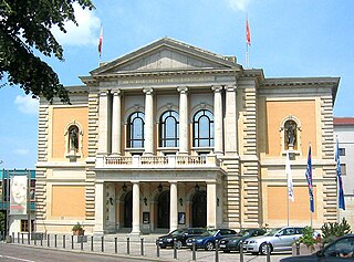 Opernhaus