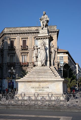 Monumento a Vincenzo Bellini