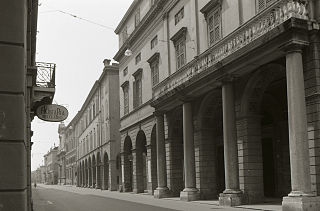 Teatro comunale Pavarotti-Freni