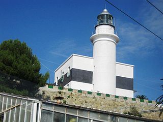 Faro di Capo dell'Arma