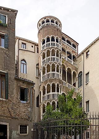 Scala Contarini del Bovolo