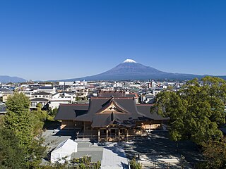 富知六所浅間神社