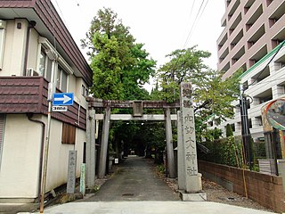 穴切大神社