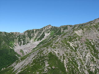 三峰岳