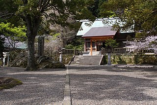 安房神社