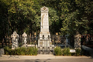 Obelisco a los Niños Héroes