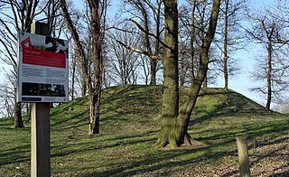 Motte De Tombe