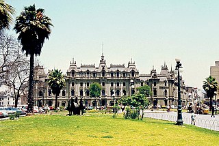 Paseo de los Héroes Navales