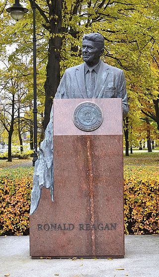 Ronald Reagan Monument