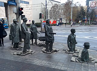 Monument to the Anonymous Pedestrians