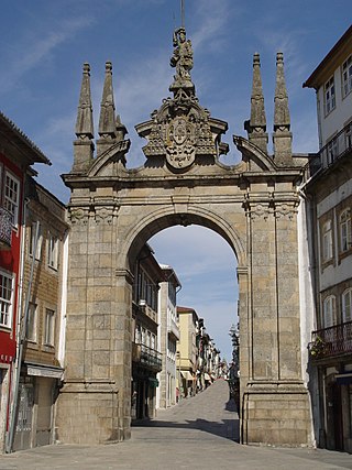 Arco da Porta Nova