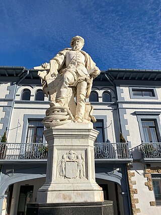 Joan Sebastian Elkanoren estatua