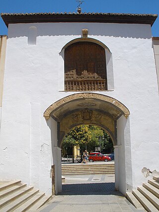 Puerta de San Torcuato