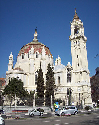 Iglesia de San Manuel y San Benito