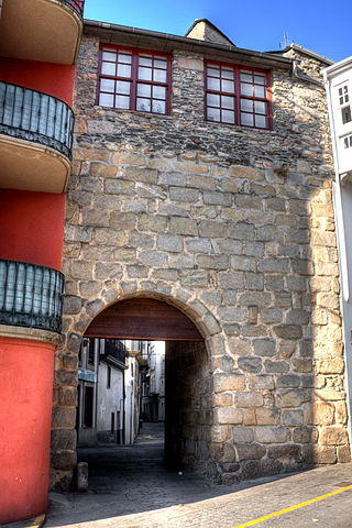 Porta da Vila