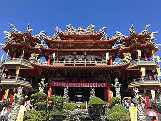 Luzhong Yonglian Temple