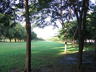 Wachirabenchathat Park