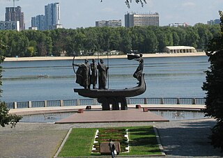 Monument to Kyiv founders