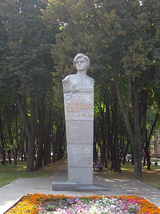 Monument to undefeated Poltava citizens