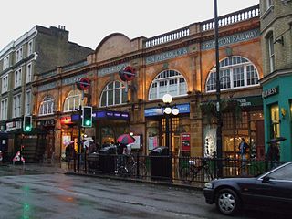 Earl's Court tube station (Earl's Court Road)