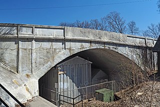 Queen Avenue Bridge