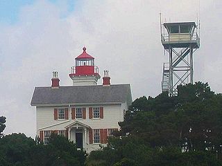 Yaquina Bay Light