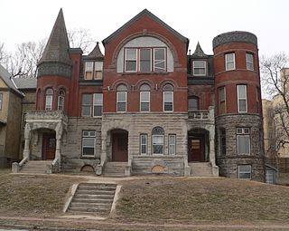 Georgia Row House