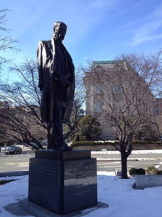 Tomáš Garrigue Masaryk Statue