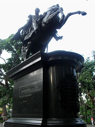 Bolívar Square