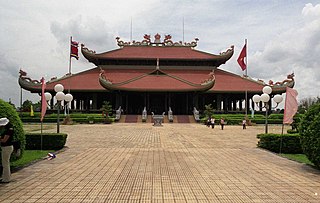 Bến Dược Memorial Temple